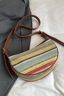 Summer Woven Straw Dumpling Bag for Women - Brown Crossbody Phone Bag, Perfect for Beach Vacations 2025