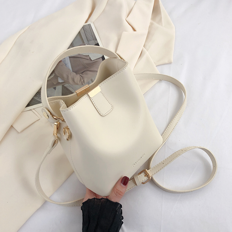 Trendy 2025 High-End Shoulder Bag - Versatile Summer Crossbody Bucket Bag for Work and Everyday Use Trendy 2025 High-End Shoulder Bag - Versatile Summer Crossbody Bucket Bag for Work and Everyday Use