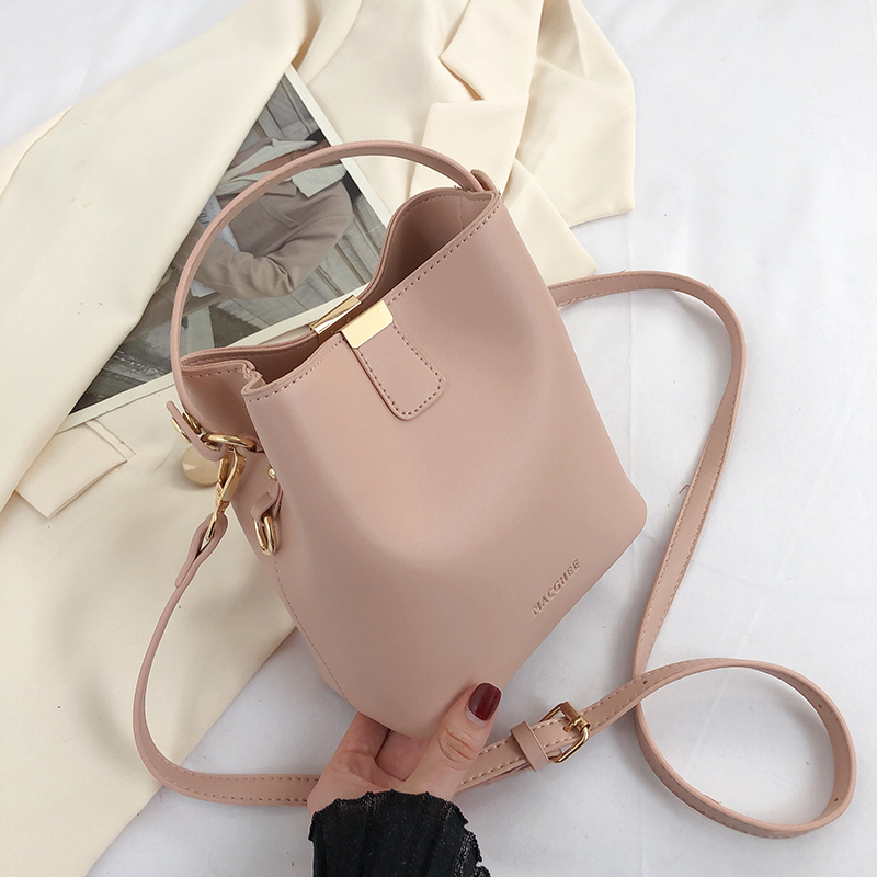 Trendy 2025 High-End Shoulder Bag - Versatile Summer Crossbody Bucket Bag for Work and Everyday Use Trendy 2025 High-End Shoulder Bag - Versatile Summer Crossbody Bucket Bag for Work and Everyday Use