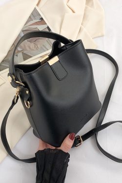 Trendy 2025 High-End Shoulder Bag - Versatile Summer Crossbody Bucket Bag for Work and Everyday Use