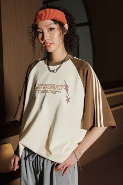 Trendy American Short Sleeve T-Shirt with Three Stripes - Unisex Sports Leisure Tee for Summer 2025 Fashion