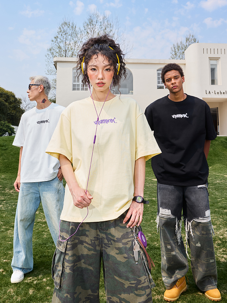 Trendy American Style Letter Print Short Sleeve T-Shirt for Couples - Retro Loose Fit Unisex Summer 2025 Fashion Trendy American Style Letter Print Short Sleeve T-Shirt for Couples - Retro Loose Fit Unisex Summer 2025 Fashion