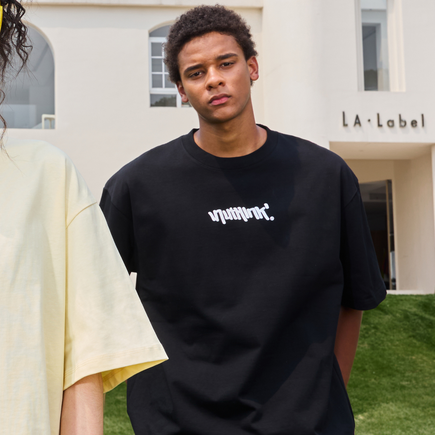 Trendy American Style Letter Print Short Sleeve T-Shirt for Couples - Retro Loose Fit Unisex Summer 2025 Fashion Trendy American Style Letter Print Short Sleeve T-Shirt for Couples - Retro Loose Fit Unisex Summer 2025 Fashion