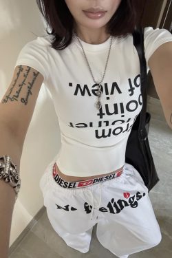 Trendy American Style Letter Print White T-Shirt for Women - Slim Fit Short Sleeve Top for Summer 2025 Fashion