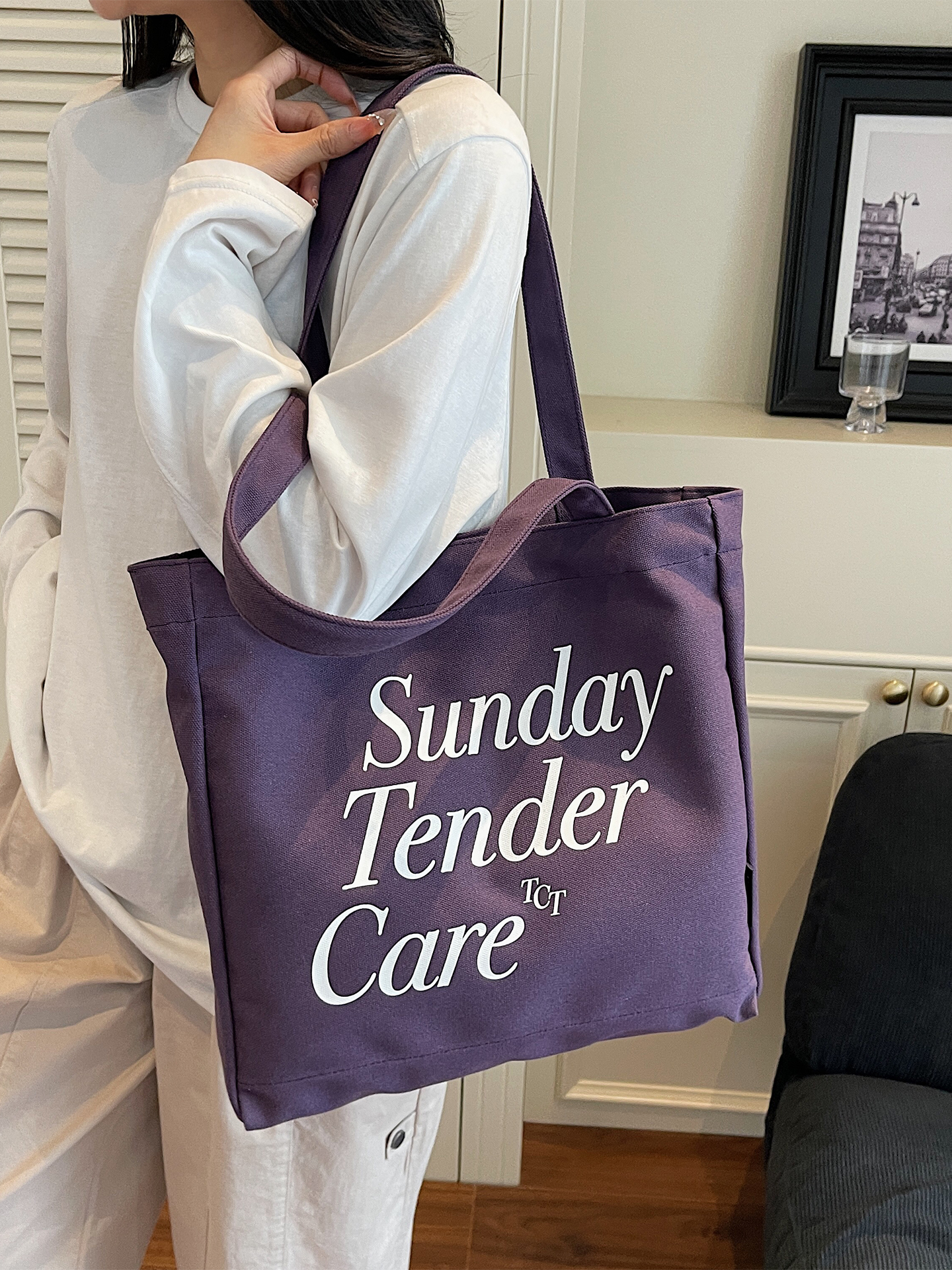 Trendy Canvas Tote Bag for Women, 2025 Casual Single-Shoulder Design, Spacious Student Bag, Everyday Essential Trendy Canvas Tote Bag for Women, 2025 Casual Single-Shoulder Design, Spacious Student Bag, Everyday Essential