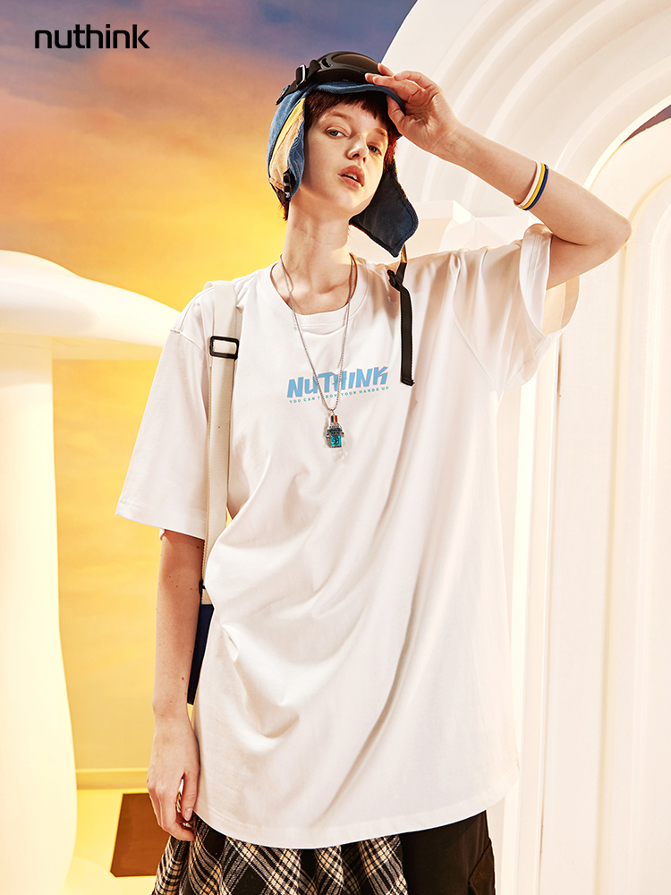 Trendy Cartoon Bear Loose Unisex Short Sleeve T-Shirt for Men and Women - Summer National Style Casual Tee Trendy Cartoon Bear Loose Unisex Short Sleeve T-Shirt for Men and Women - Summer National Style Casual Tee