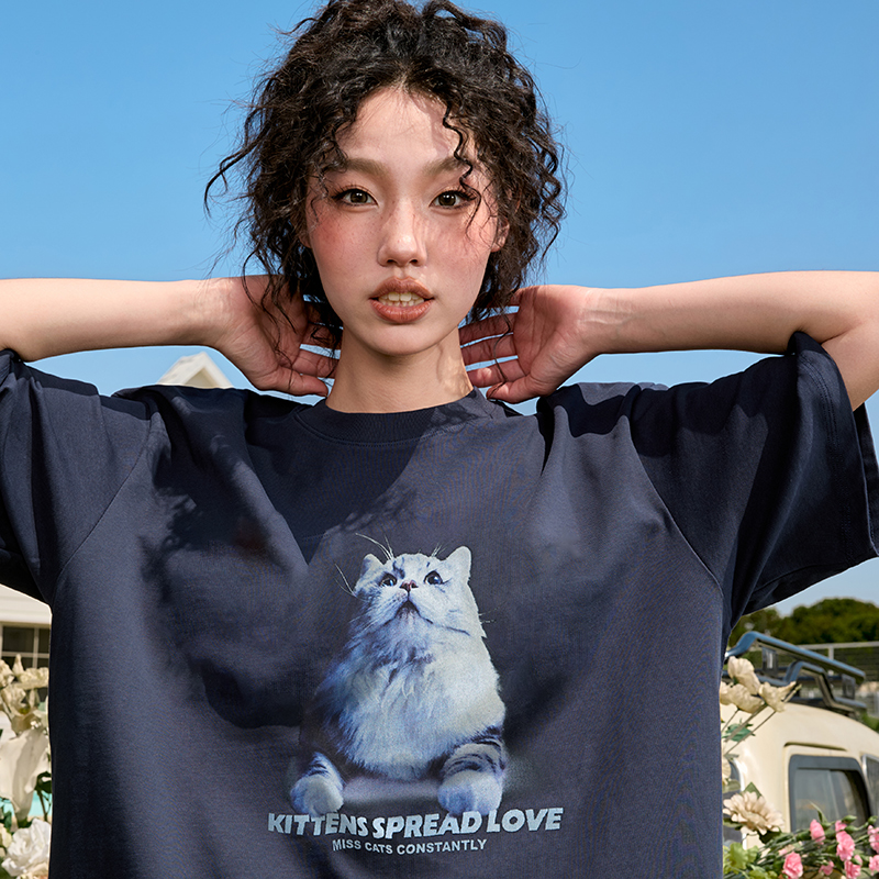 Trendy Cat Print Short Sleeve T-Shirt for Couples, American Vintage Loose Fit, Unisex Summer Style 2025, Y2K Aesthetic Trendy Cat Print Short Sleeve T-Shirt for Couples, American Vintage Loose Fit, Unisex Summer Style 2025, Y2K Aesthetic