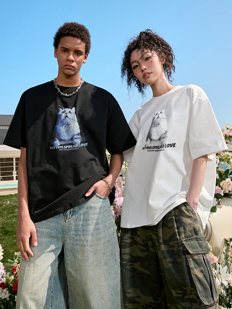 Trendy Cat Print Short Sleeve T-Shirt for Couples, American Vintage Loose Fit, Unisex Summer Style 2025, Y2K Aesthetic Trendy Cat Print Short Sleeve T-Shirt for Couples, American Vintage Loose Fit, Unisex Summer Style 2025, Y2K Aesthetic