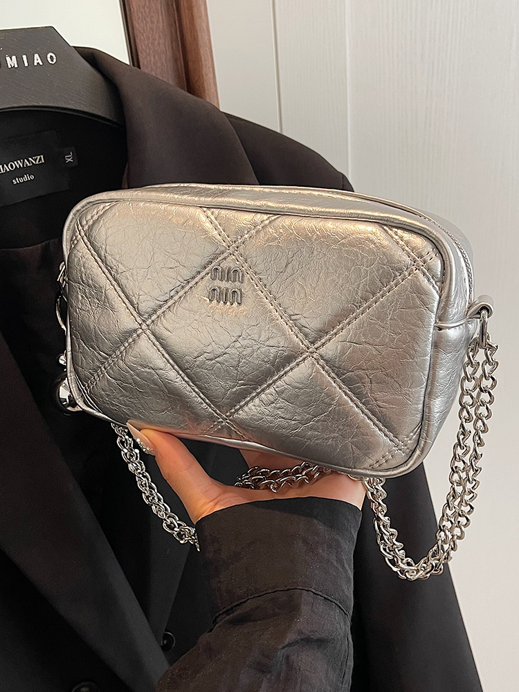 Trendy Diamond Quilted Square Bag for Women, Korean Style INS Fashion, Summer 2025 Shoulder Bag, Small Chanel-Inspired Design Trendy Diamond Quilted Square Bag for Women, Korean Style INS Fashion, Summer 2025 Shoulder Bag, Small Chanel-Inspired Design