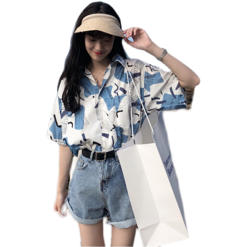 Trendy Hong Kong Style Printed Short Sleeve Shirt for Women - Loose Hawaiian Beach Top, Versatile Casual Wear Trendy Hong Kong Style Printed Short Sleeve Shirt for Women - Loose Hawaiian Beach Top, Versatile Casual Wear