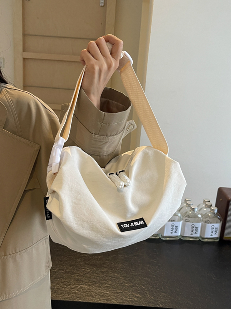 Trendy Japanese-Style Minimalist Oxford Cloth Crossbody Bag for Women, Versatile Wide Shoulder Strap Wrinkled Dumpling Design Trendy Japanese-Style Minimalist Oxford Cloth Crossbody Bag for Women, Versatile Wide Shoulder Strap Wrinkled Dumpling Design