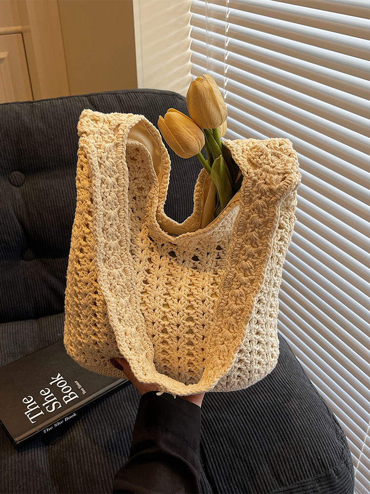 Trendy Knitted Women's Shoulder Bag - 2025 Lazy Style Large Capacity Tote for Class and Commuting Trendy Knitted Women's Shoulder Bag - 2025 Lazy Style Large Capacity Tote for Class and Commuting