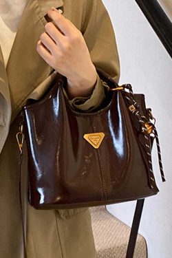 Trendy Korean Oil Wax Leather Small Square Shoulder Bag for Women - Versatile 2025 High-End Fashion Accessory
