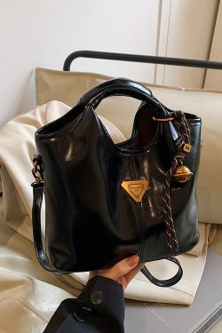 Trendy Korean Oil Wax Leather Small Square Shoulder Bag for Women - Versatile 2025 High-End Fashion Accessory