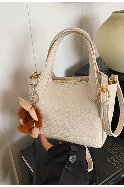 Trendy Korean Style Bucket Bag for Women - Minimalist Versatile Shoulder Bag for Winter 2025, High-End Casual Fashion