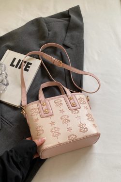 Trendy Korean Style Crossbody Bucket Bag - Cute Handheld Shoulder Bag for Spring 2025 Fashion