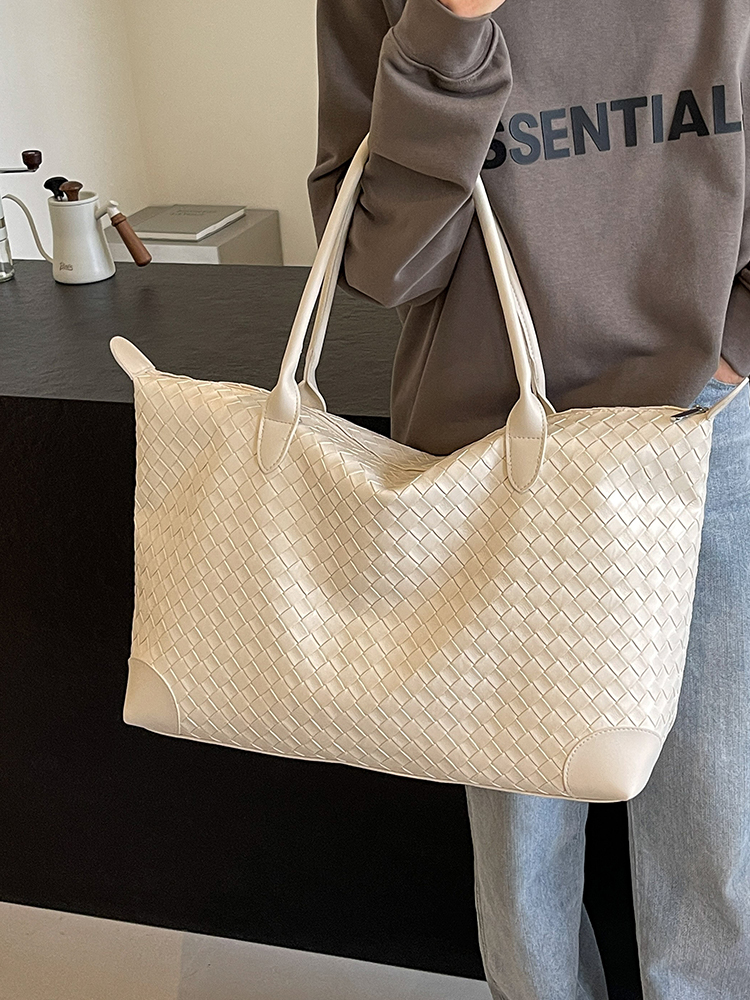 Trendy Korean Style Large Capacity Tote Bag for Women, Versatile Shoulder Bag for Summer 2025, High-End Commuting Essential Trendy Korean Style Large Capacity Tote Bag for Women, Versatile Shoulder Bag for Summer 2025, High-End Commuting Essential