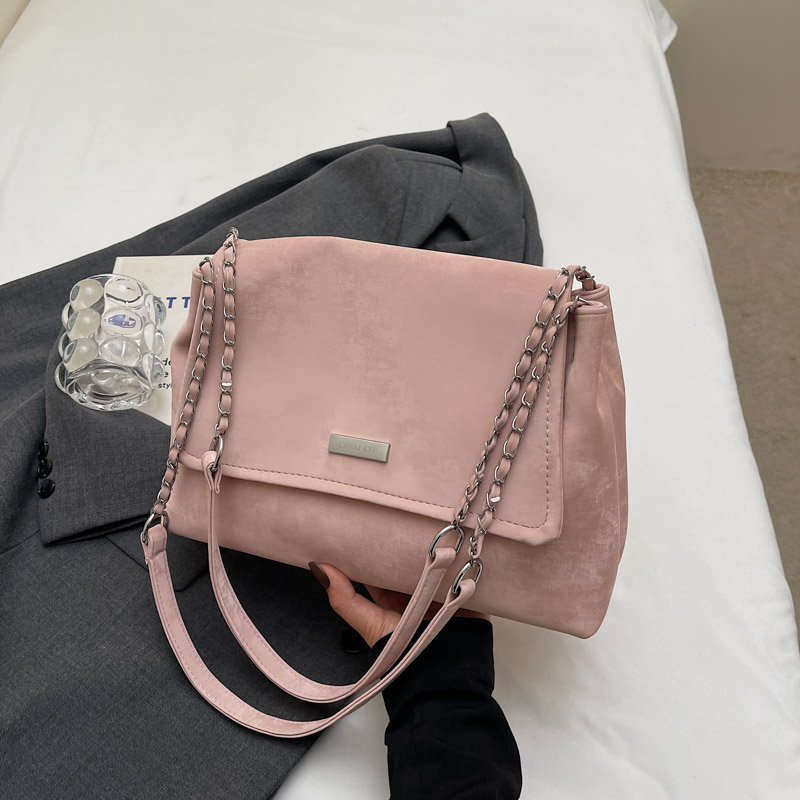 Trendy Korean Style Tote Bag for Women | 2025 Casual Underarm Bag | Versatile High-End Commuting Handbag Trendy Korean Style Tote Bag for Women | 2025 Casual Underarm Bag | Versatile High-End Commuting Handbag