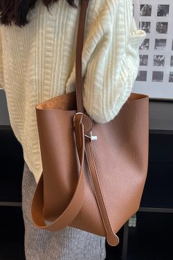 Trendy Large-Capacity Women's Shoulder Bag - Spring/Summer 2025 Versatile Bucket Bag for Commuting and Everyday Use