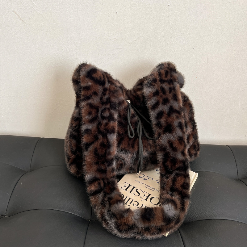 Trendy Leopard Print Fluffy Women's Shoulder Bag, 2025 Summer Large Capacity Tote and Crossbody Bag for Commuting Trendy Leopard Print Fluffy Women's Shoulder Bag, 2025 Summer Large Capacity Tote and Crossbody Bag for Commuting