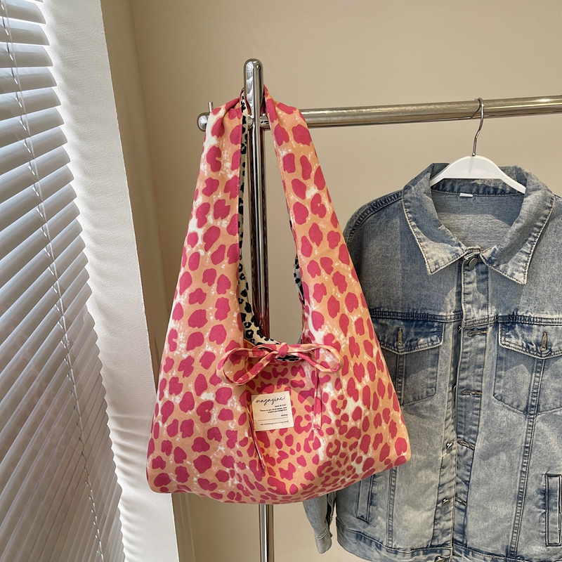 Trendy Leopard Print Tote Bag for Women - Large Capacity Shoulder Bag for Class and Commuting, 2025 Fashion Must-Have Trendy Leopard Print Tote Bag for Women - Large Capacity Shoulder Bag for Class and Commuting, 2025 Fashion Must-Have