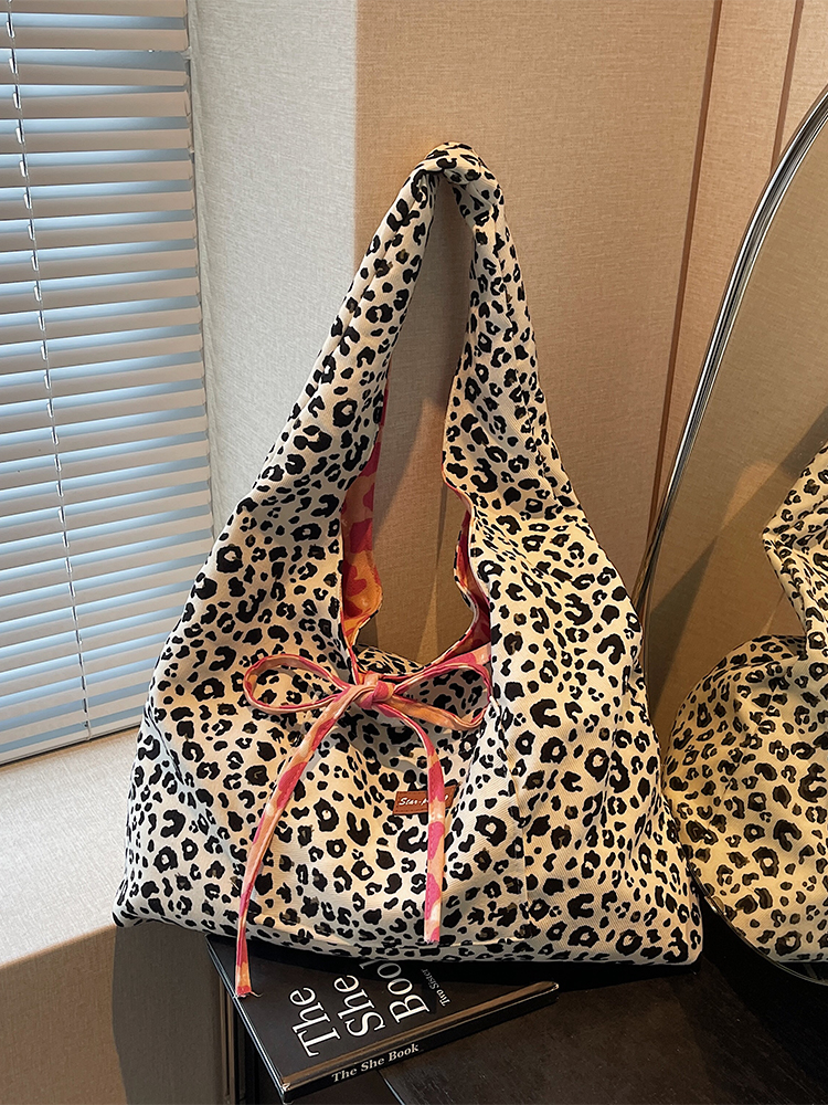 Trendy Leopard Print Tote Bag for Women - Large Capacity Shoulder Bag for Class and Commuting, 2025 Fashion Must-Have Trendy Leopard Print Tote Bag for Women - Large Capacity Shoulder Bag for Class and Commuting, 2025 Fashion Must-Have
