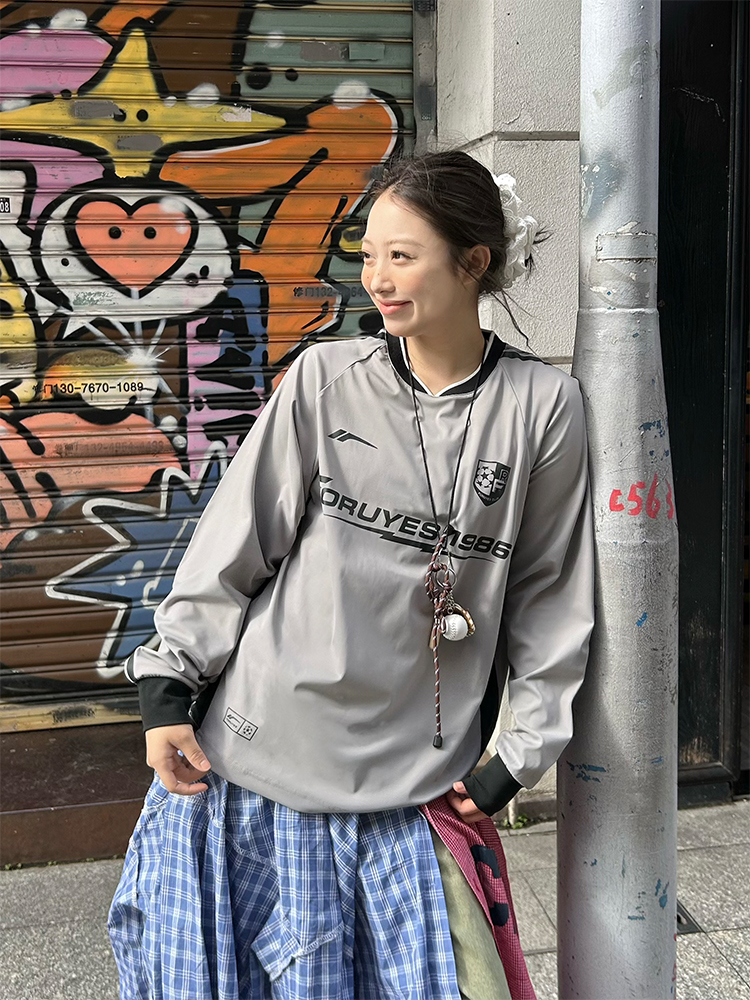 Trendy Loose-Fit Spliced Long Sleeve Sports Top for Couples – Quick-Dry Moisture-Wicking Outdoor Wear for Spring and Autumn Trendy Loose-Fit Spliced Long Sleeve Sports Top for Couples – Quick-Dry Moisture-Wicking Outdoor Wear for Spring and Autumn