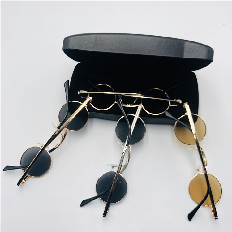 Trendy Men's Punk Ultra-Small Round Frame Sunglasses, Y2K Inspired, Worn by Celebrities, Retro Fashion Statement Glasses Trendy Men's Punk Ultra-Small Round Frame Sunglasses, Y2K Inspired, Worn by Celebrities, Retro Fashion Statement Glasses