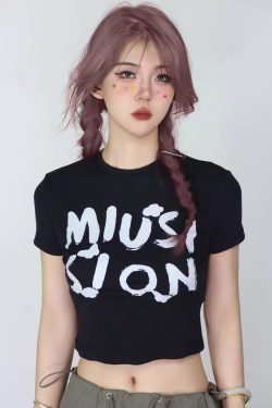 Trendy Off-Shoulder Crop Top for Women, Slim-Fit Jazz Style, Summer Body-Hugging Fashion, 90s Inspired