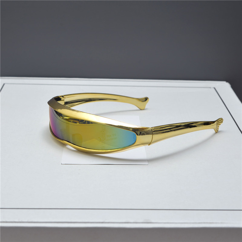 Trendy Punk Retro Laser Sunglasses for Women - Millennial Street Style Cycling and Photography Eyewear Trendy Punk Retro Laser Sunglasses for Women - Millennial Street Style Cycling and Photography Eyewear