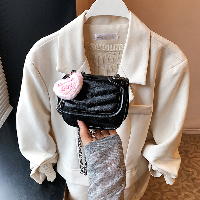 Trendy Red Mini Handbag for Women 2025 - Small Square Crossbody Bag with High-Quality Chain Shoulder Strap Trendy Red Mini Handbag for Women 2025 - Small Square Crossbody Bag with High-Quality Chain Shoulder Strap