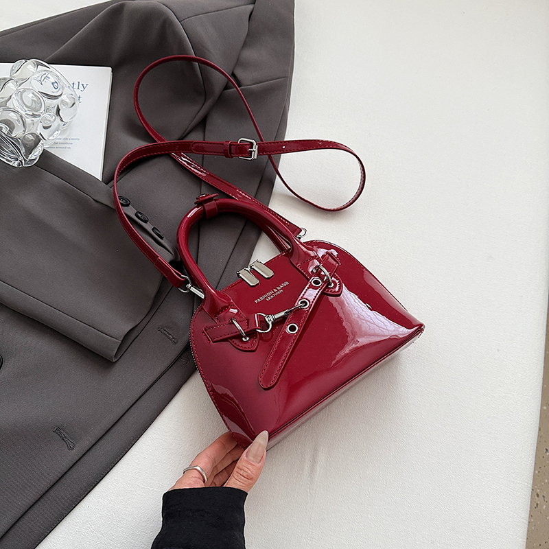 Trendy Red Women's Shoulder Bag - High-End 2025 Commuter Crossbody Shell Bag for Fashion Lovers Trendy Red Women's Shoulder Bag - High-End 2025 Commuter Crossbody Shell Bag for Fashion Lovers