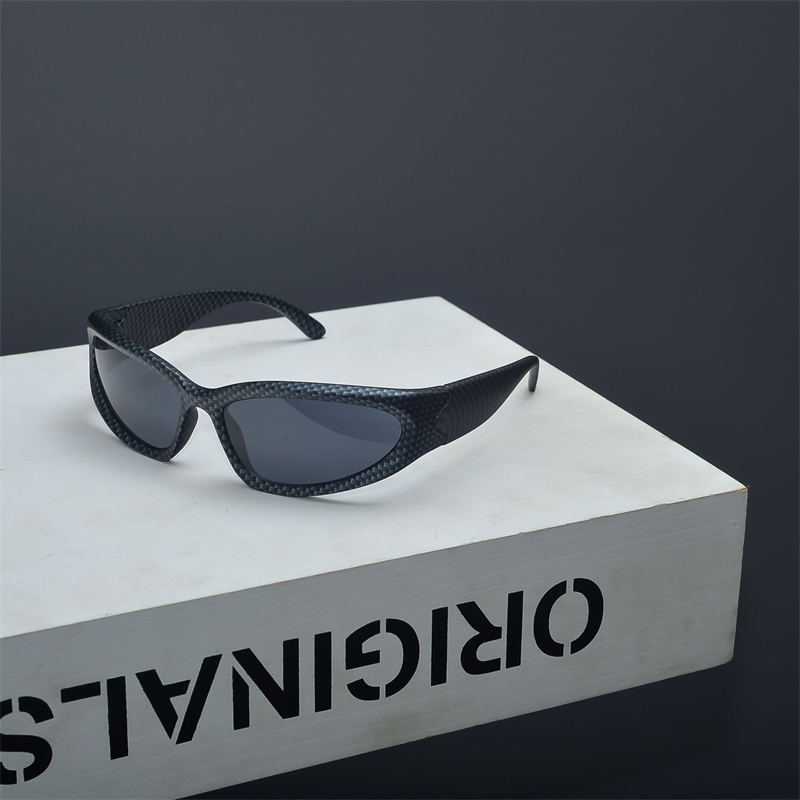 Trendy Retro Tech Punk Sunglasses for Men and Women - Stylish European American Street Photography Eyewear Trendy Retro Tech Punk Sunglasses for Men and Women - Stylish European American Street Photography Eyewear