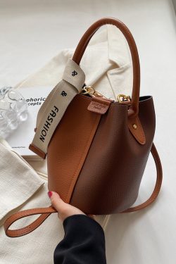 Trendy Retro Women's Handheld Bucket Bag - High-Quality Commuter Crossbody for 2025, Perfect for Y2K and Everyday Style