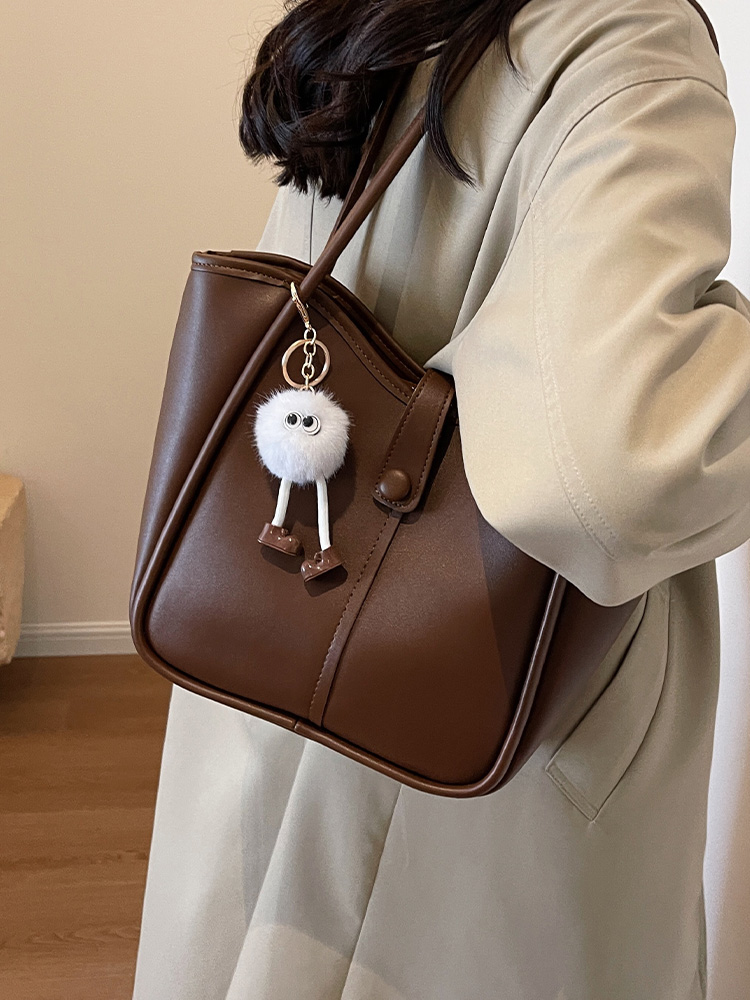 Trendy Retro Women's Tote Bag 2025 - Large Capacity Commuter Bag for Stylish Everyday Use Trendy Retro Women's Tote Bag 2025 - Large Capacity Commuter Bag for Stylish Everyday Use