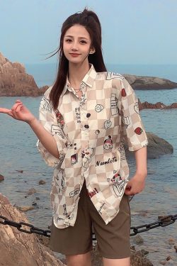 Trendy Short Sleeve Floral Shirt for Women - Hawaiian Beach Style Loose Blouse, 2025 Fashion, Perfect for Summer and Y2K Vibes