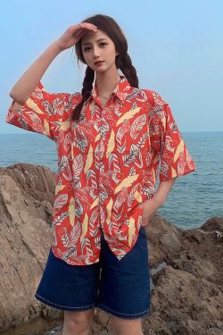 Trendy Short Sleeve Floral Shirt for Women - Hawaiian Beach Style Loose Blouse, 2025 Fashion, Perfect for Summer and Y2K Vibes