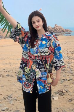 Trendy Short Sleeve Floral Shirt for Women - Hawaiian Beach Style Loose Blouse, 2025 Fashion, Perfect for Summer and Y2K Vibes