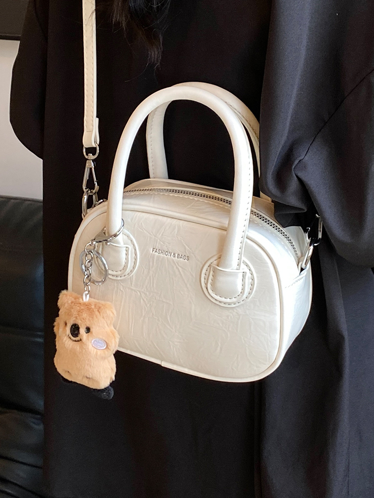 Trendy Silver Women's Handbag 2025 - High-End Small Shoulder Bag & Crossbody for Summer Commuting - Fashionable & Popular Design Trendy Silver Women's Handbag 2025 - High-End Small Shoulder Bag & Crossbody for Summer Commuting - Fashionable & Popular Design