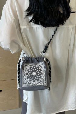 Trendy Summer 2025 Embroidered Khaki Bucket Bag for Women, Nylon Crossbody Phone Bag, Y2K Style