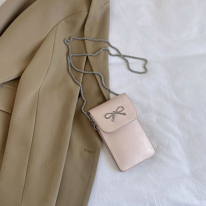 Trendy Summer Crossbody Mini Bag for Women - High-End Touch Screen Silver Phone Bag 2025 Fashion Accessory Trendy Summer Crossbody Mini Bag for Women - High-End Touch Screen Silver Phone Bag 2025 Fashion Accessory