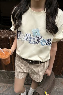 Trendy Unisex Short Sleeve T-Shirt with Plaid Floral Patch Embroidery - Summer Loose Fit Casual Wear