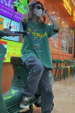 Trendy Vintage Green Short-Sleeve T-Shirt for Men and Women - Retro Hip-Hop Style, Loose Casual, Versatile Streetwear