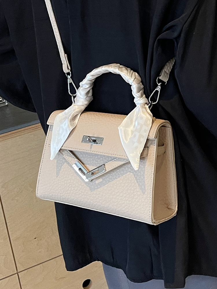 Trendy Women's 2025 High-End Tote Bag - Fashionable Shoulder Crossbody Small Square Bag Trendy Women's 2025 High-End Tote Bag - Fashionable Shoulder Crossbody Small Square Bag