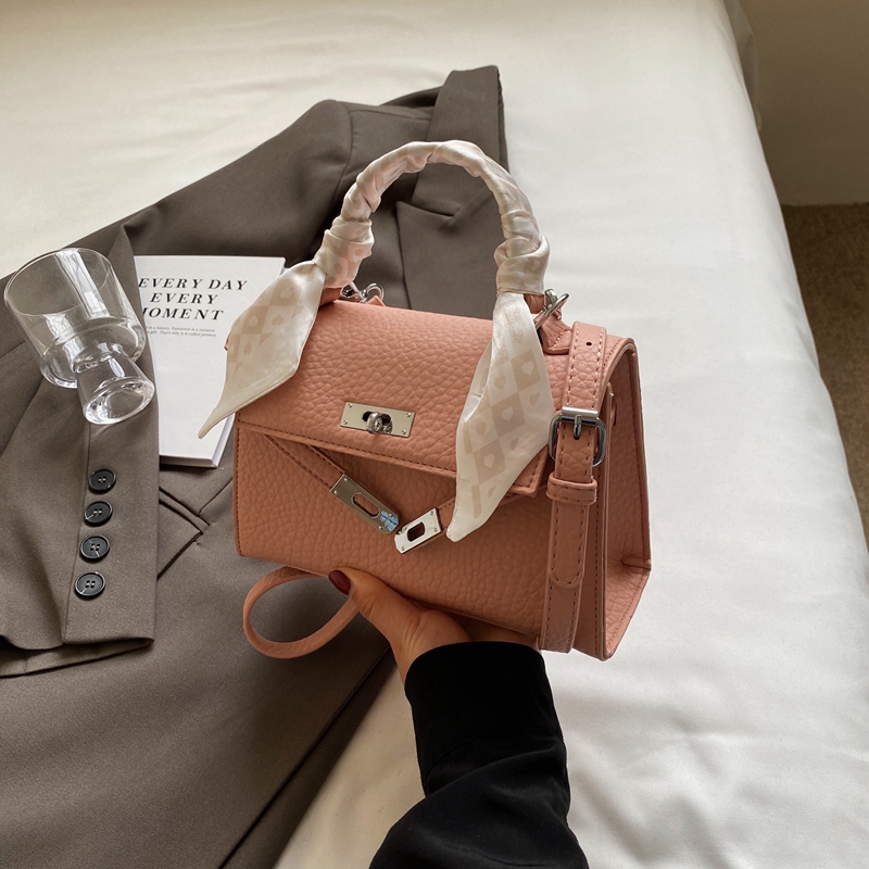 Trendy Women's 2025 High-End Tote Bag - Fashionable Shoulder Crossbody Small Square Bag Trendy Women's 2025 High-End Tote Bag - Fashionable Shoulder Crossbody Small Square Bag