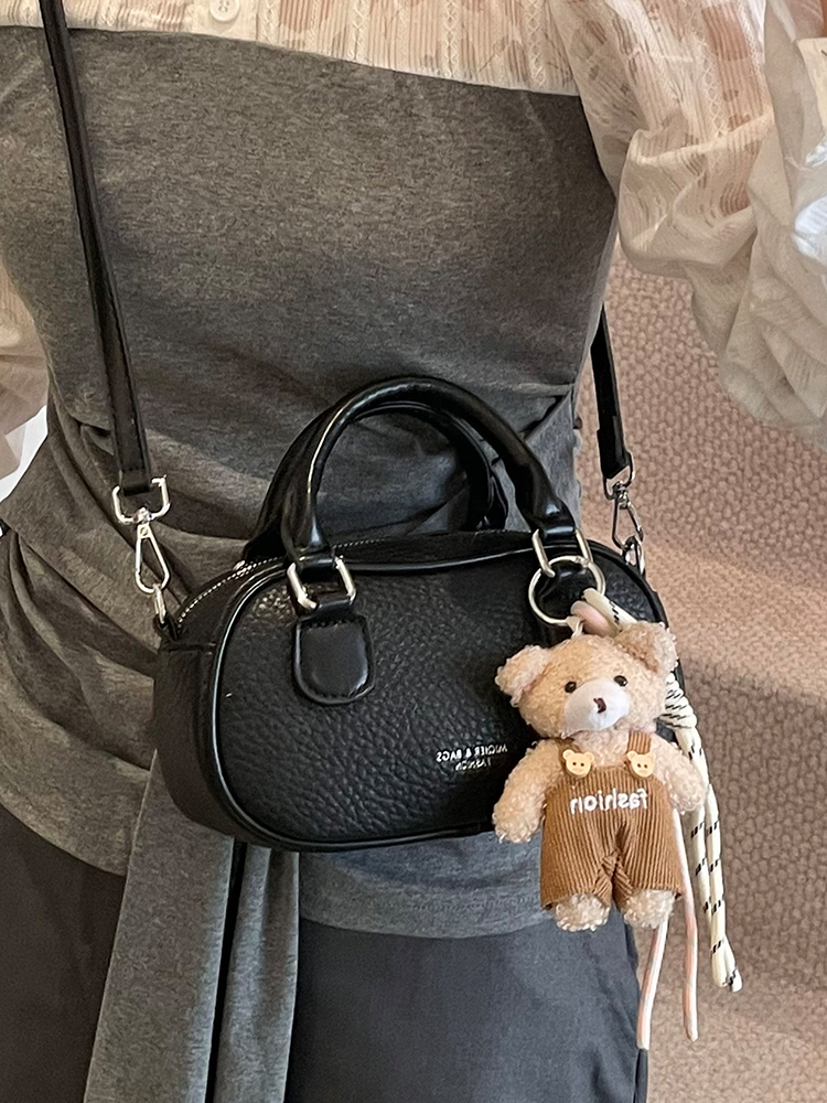 Trendy Women's High-End Shoulder Bag 2025 - Versatile Crossbody Handbag for Commuting and Daily Use Trendy Women's High-End Shoulder Bag 2025 - Versatile Crossbody Handbag for Commuting and Daily Use