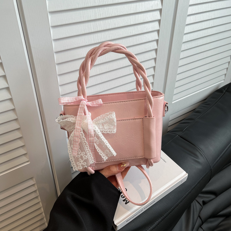 Trendy Women's High-End Tote Bag 2025 - Fashionable Commuting Shoulder Crossbody Bucket Bag for Everyday Style Trendy Women's High-End Tote Bag 2025 - Fashionable Commuting Shoulder Crossbody Bucket Bag for Everyday Style