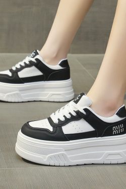 Trendy Women's Little White Sneakers 2024 - Thick-Soled Casual Platform Shoes for Petite Height with Hidden Elevation