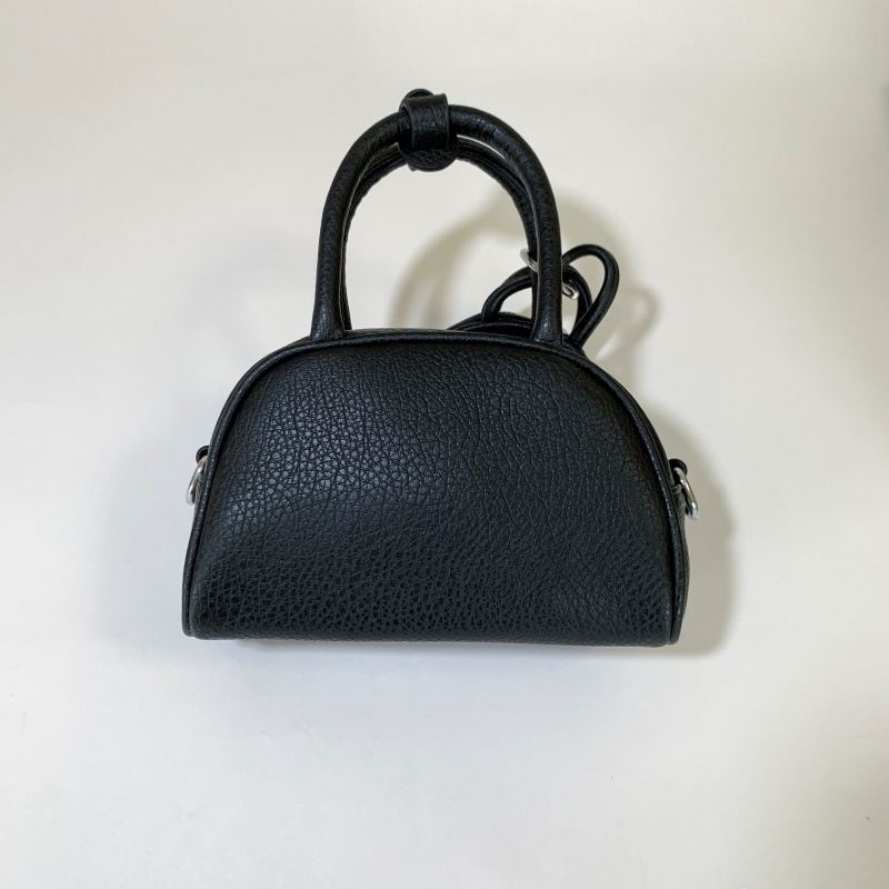 Trendy Women's Red Shoulder Bag - 2025 High-End Commuter Crossbody Pillow Bag for Fashion Lovers Trendy Women's Red Shoulder Bag - 2025 High-End Commuter Crossbody Pillow Bag for Fashion Lovers