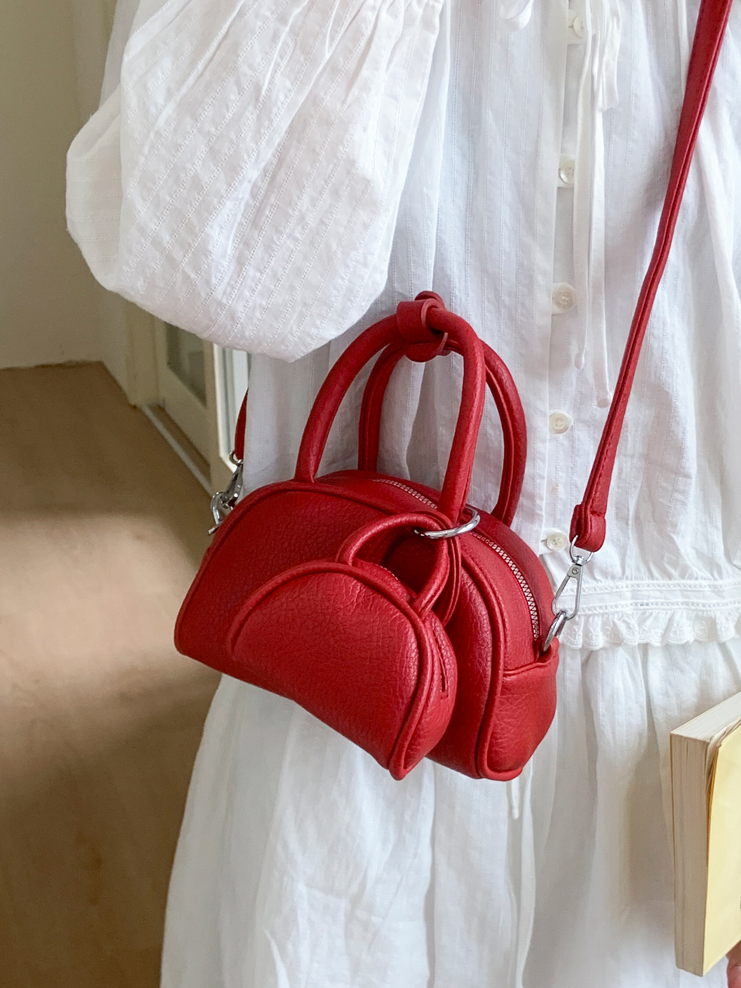 Trendy Women's Red Shoulder Bag - 2025 High-End Commuter Crossbody Pillow Bag for Fashion Lovers Trendy Women's Red Shoulder Bag - 2025 High-End Commuter Crossbody Pillow Bag for Fashion Lovers